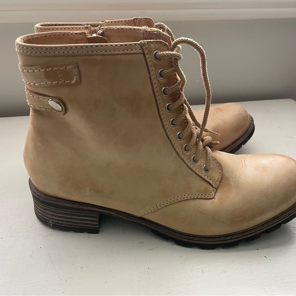 Size 40 Tan lace up boots with side zipper - Picture 4 of 7
